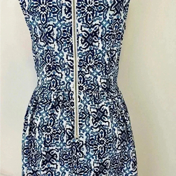 MILLY blue and white fit and flare dress with pockets - Picture 10 of 11